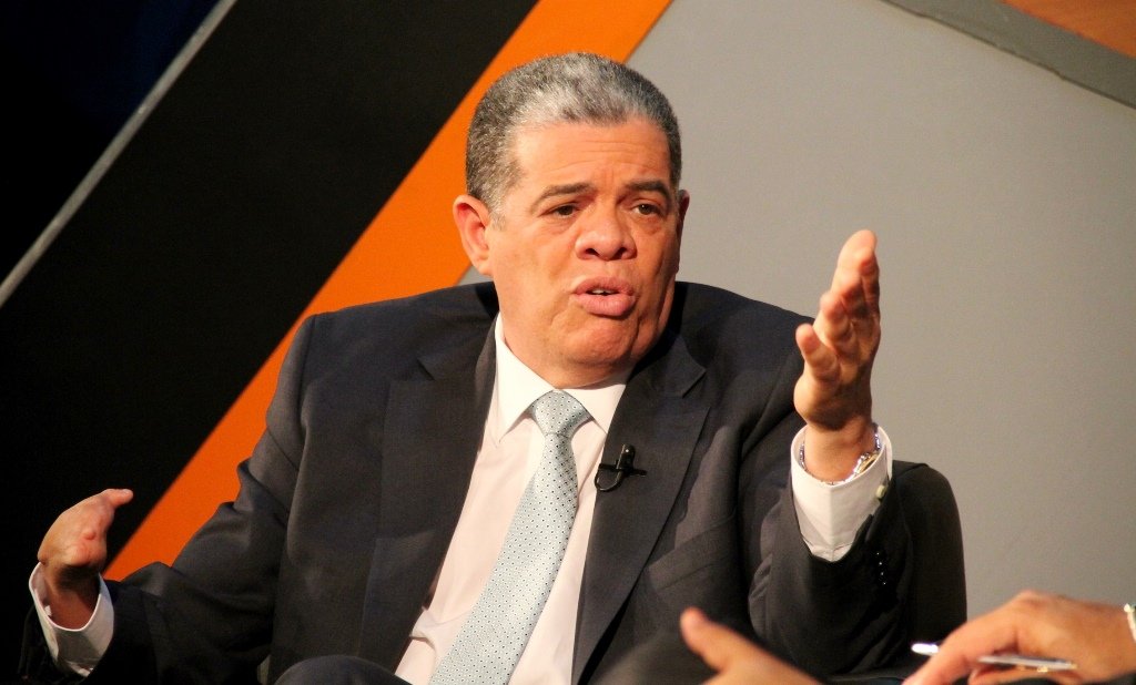 Carlos Amarante Baret dice que negociaciones con Educación con Cultura  va avanzada